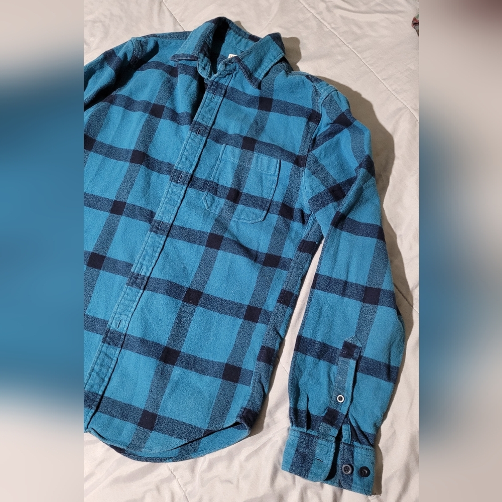 Flannel - Picture 2 of 5